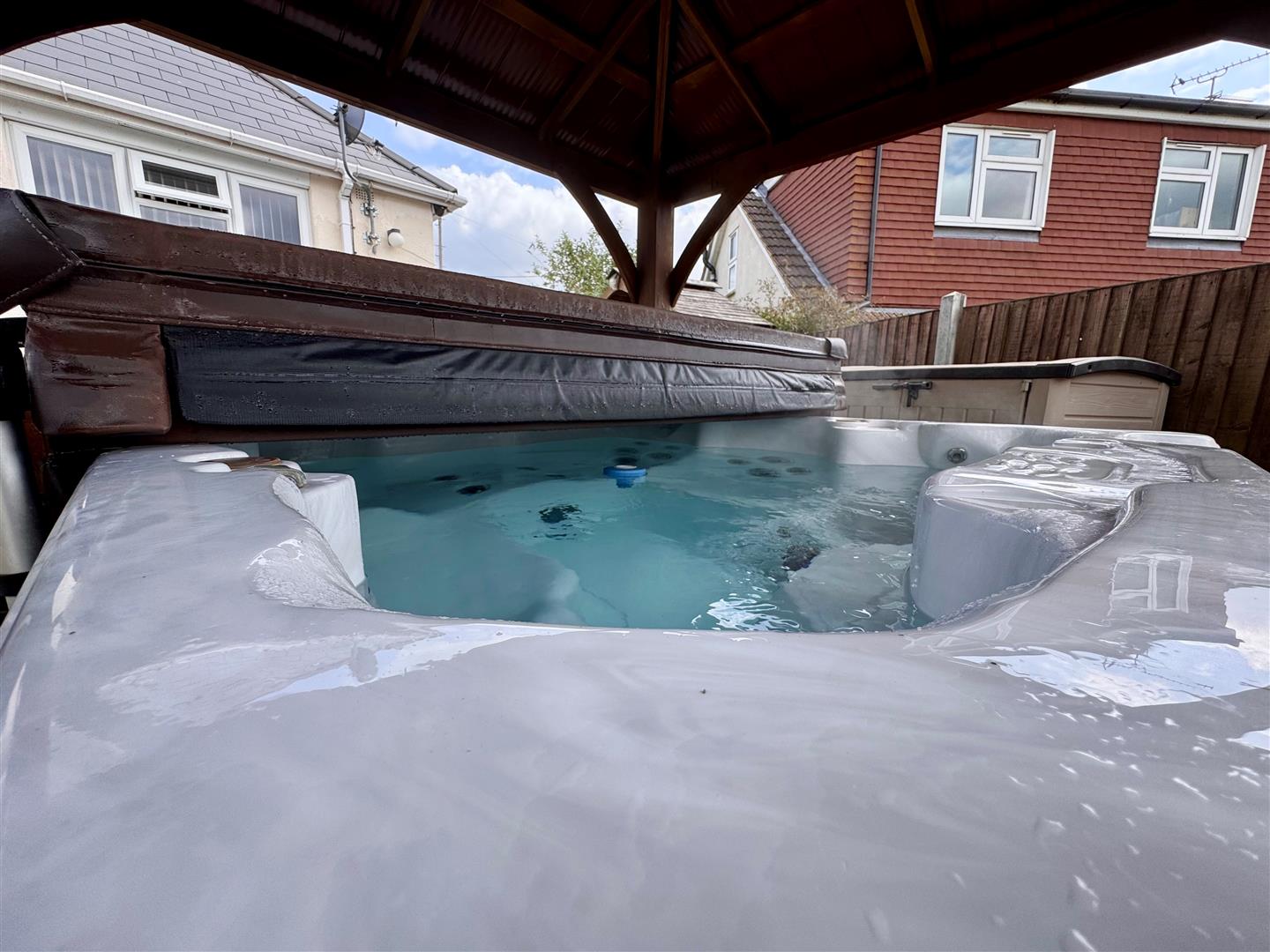 Jacuzzi.jpg